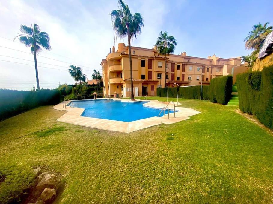 Apartment Jule Direkt Am Golfplatz 미하스 외부 사진